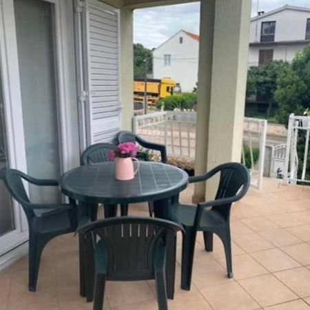 Apartman Kurtov Apartment Pakoštane Екстериор снимка